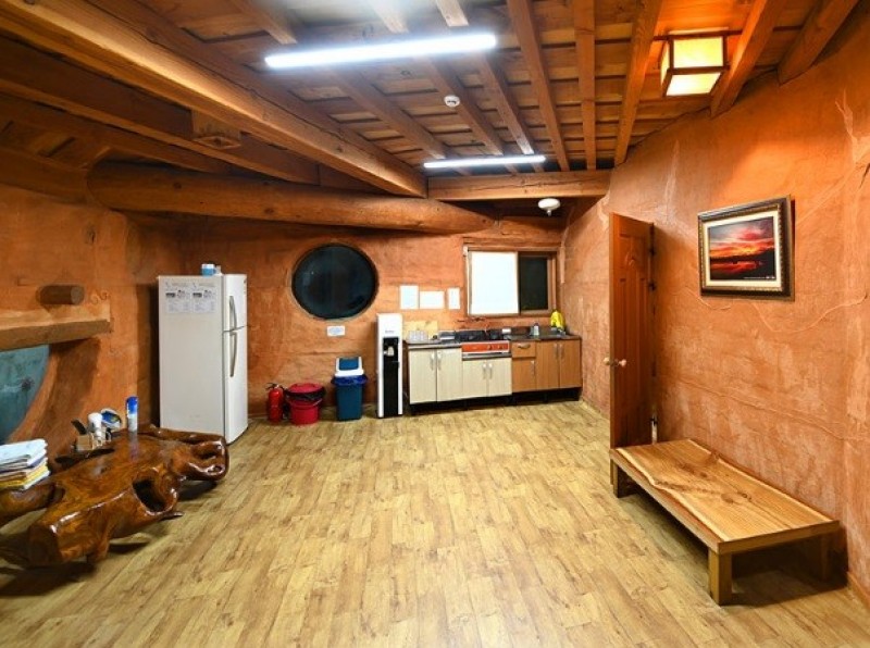 https://yaimg.yanolja.com/v5/2024/05/24/09/665057d41d0ce0.41176492.jpg