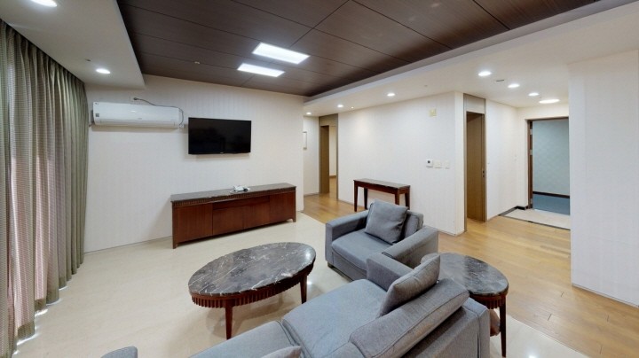 https://yaimg.yanolja.com/v5/2024/05/24/15/6650aeb53b9f25.73985565.jpg