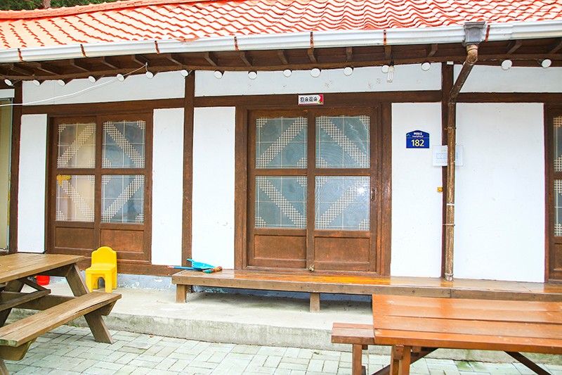 https://yaimg.yanolja.com/v5/2024/05/29/16/66575ef72df036.03786829.JPG