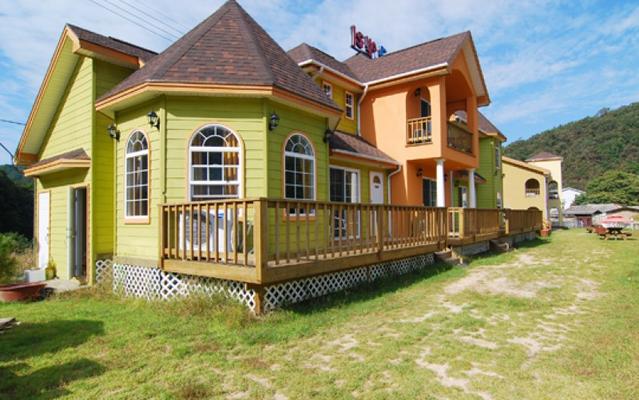 원주 오크앨리펜션