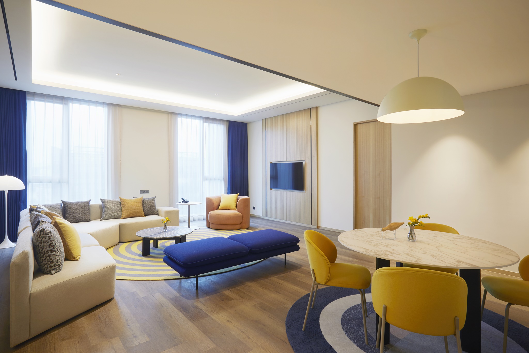 room detail thumbnail 0