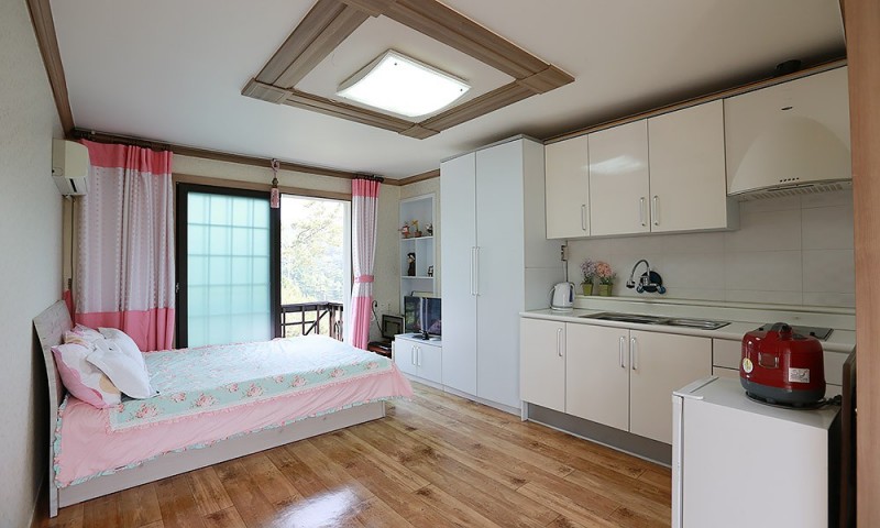 https://yaimg.yanolja.com/v5/2024/06/12/13/6669a8d3503f60.14919775.jpg