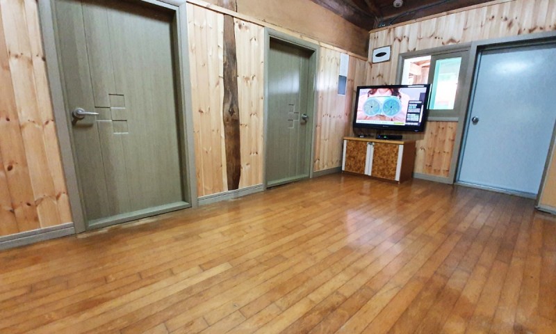 https://yaimg.yanolja.com/v5/2024/06/17/12/66702d1e9592b0.91170447.jpg