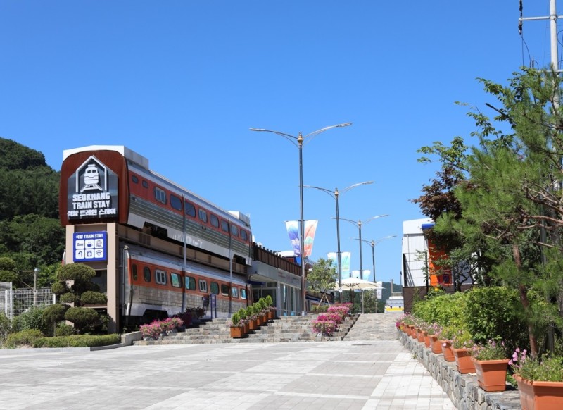 https://yaimg.yanolja.com/v5/2024/06/18/11/66717142778132.93833840.jpg
