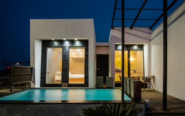 제주 아쿠아뷰티크풀빌라(월정리)