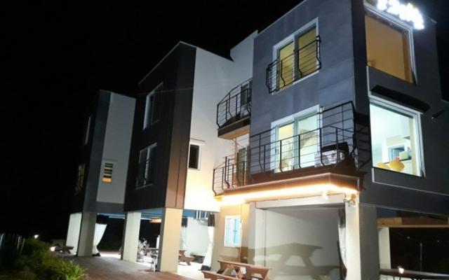 고창 별그리는펜션