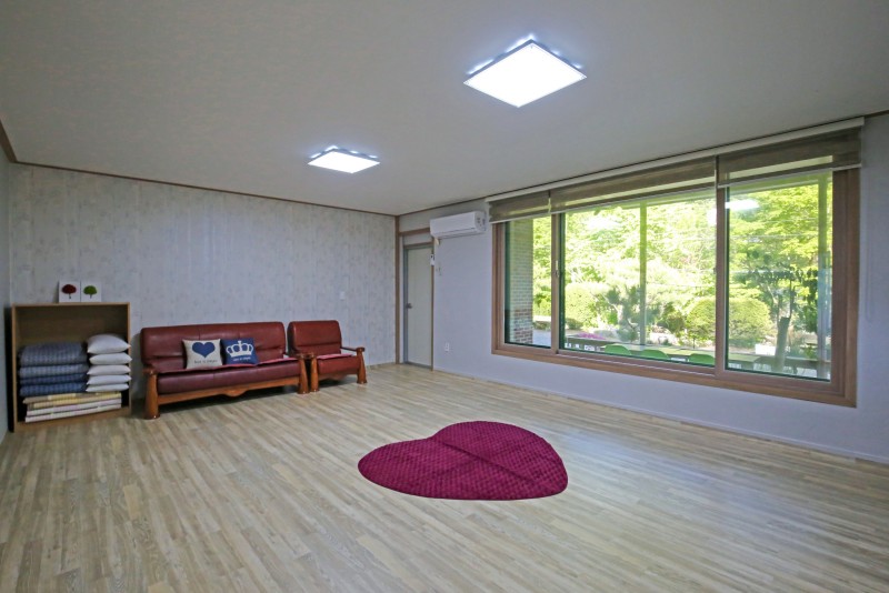https://yaimg.yanolja.com/v5/2024/07/06/13/66894dbb5b2b89.55424774.JPG