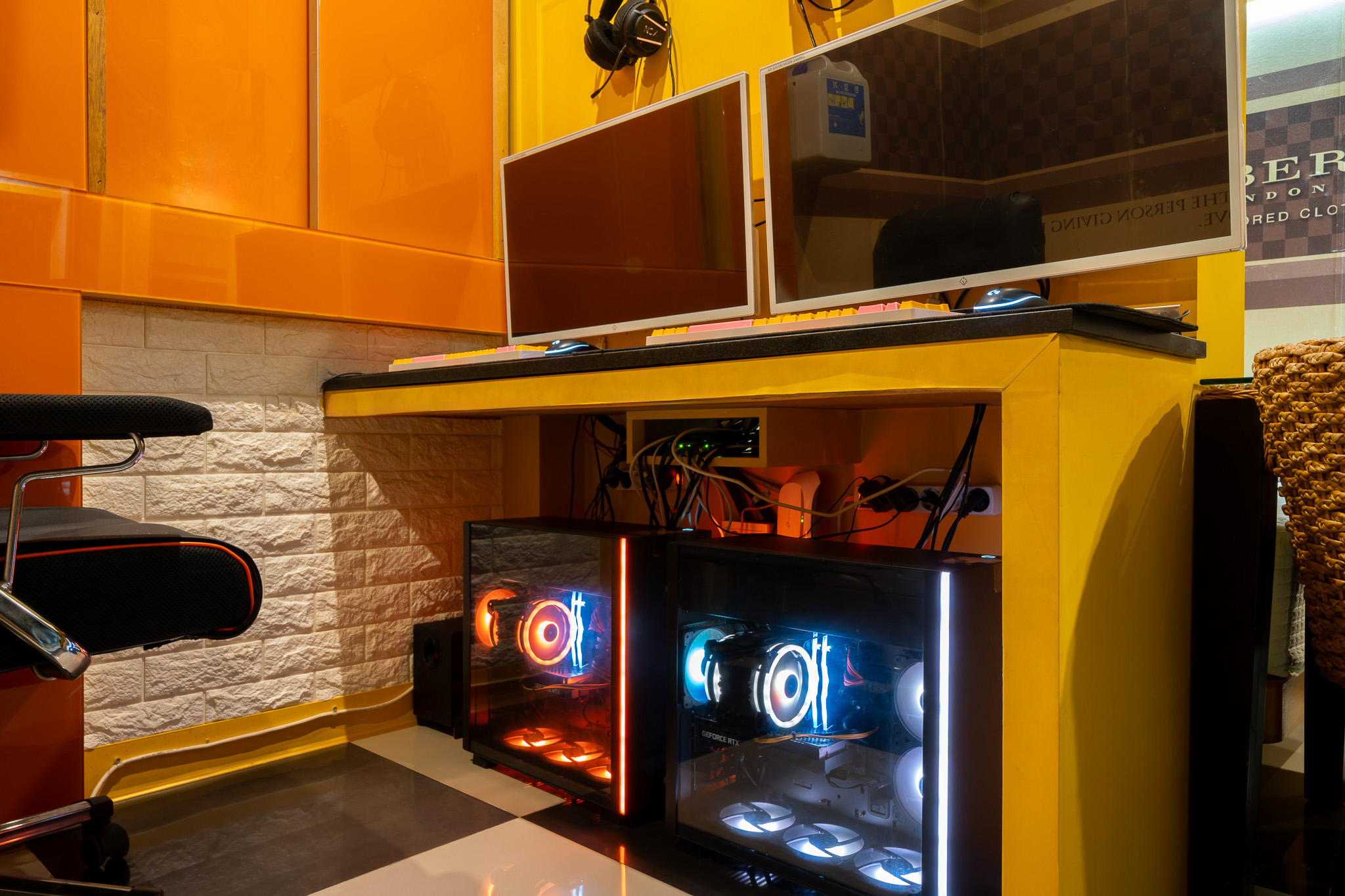 room detail thumbnail 0