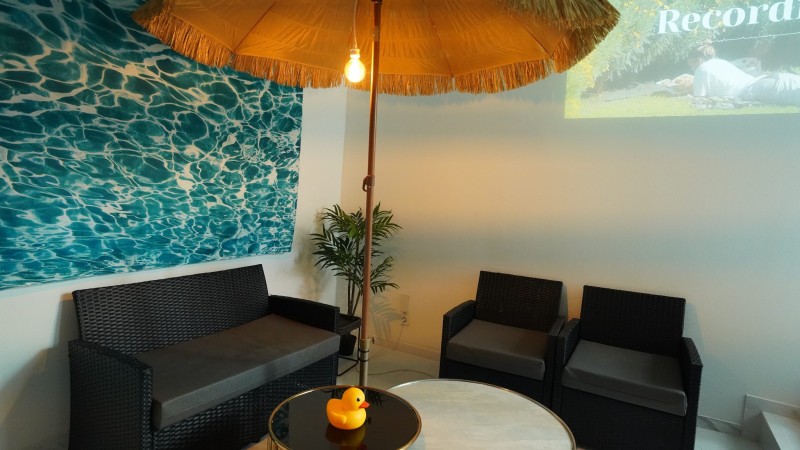 room detail thumbnail 2