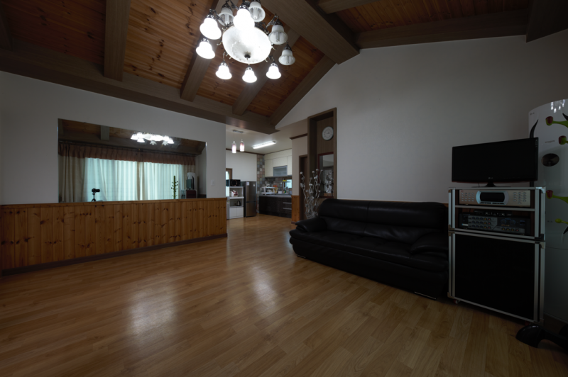 room detail thumbnail 1