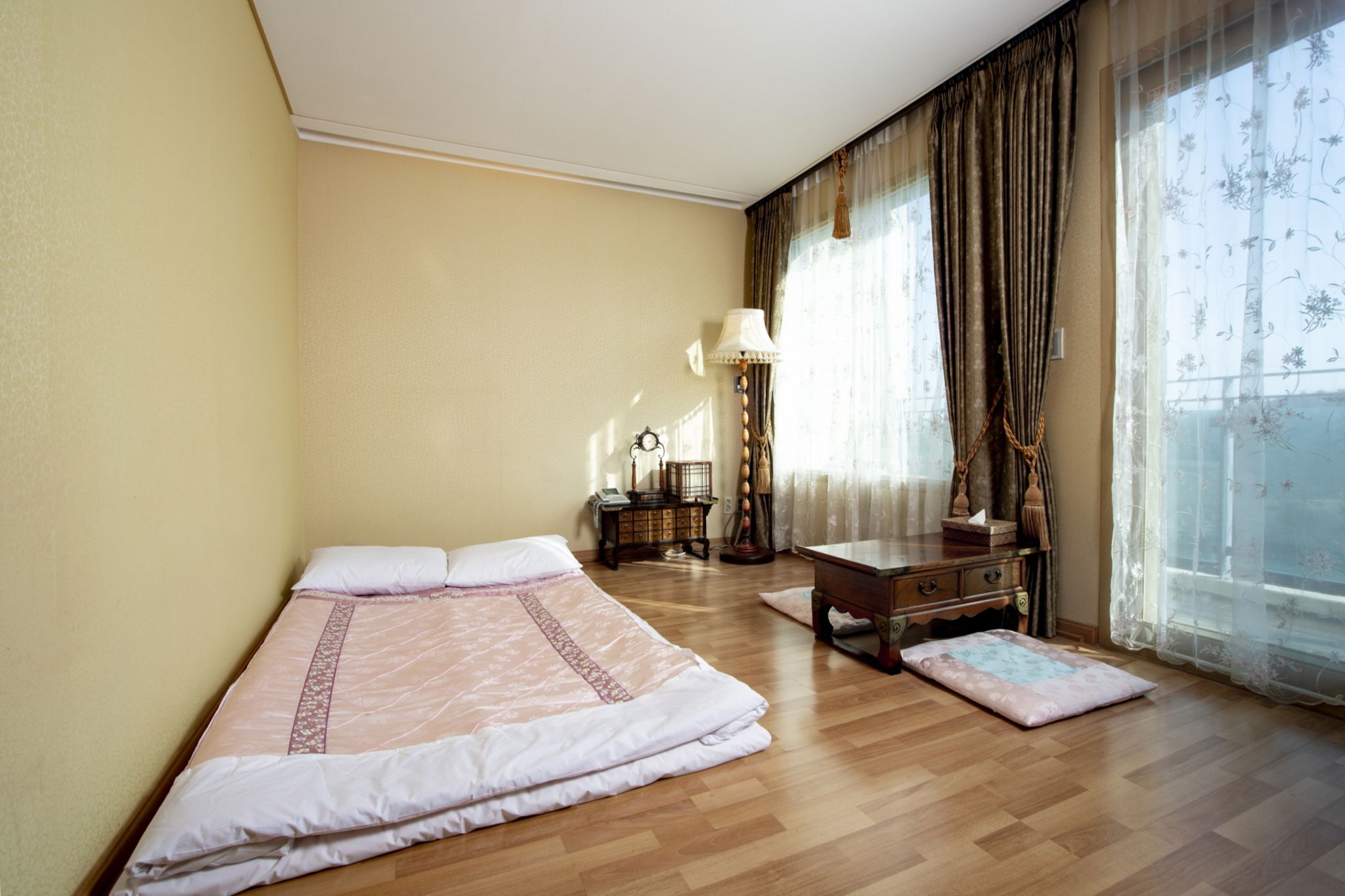 https://yaimg.yanolja.com/v5/2024/08/01/15/66aba595a24e81.62547959.jpg