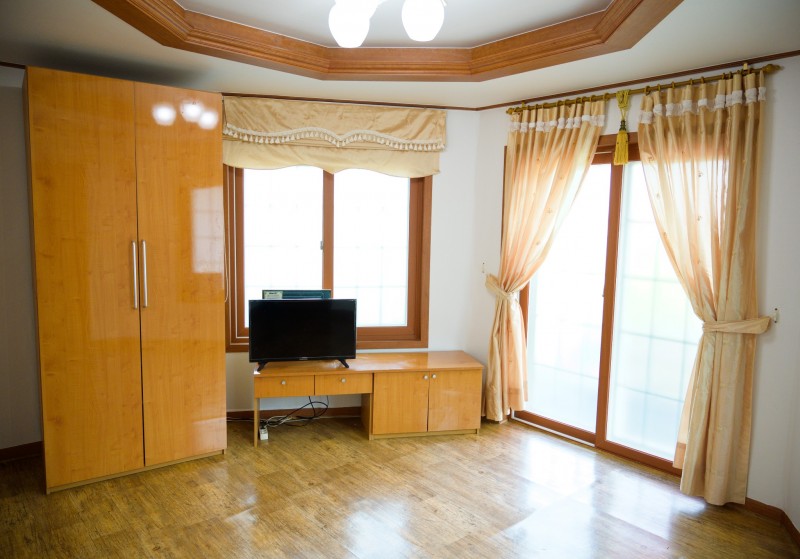 https://yaimg.yanolja.com/v5/2024/08/08/15/66b4ddb344d537.19638655.jpg