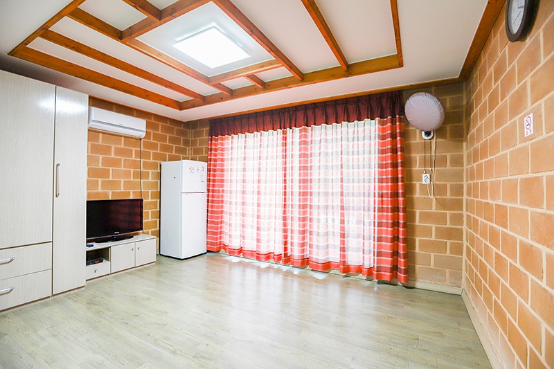 https://yaimg.yanolja.com/v5/2024/08/10/14/66b77b61a77417.47020632.jpg