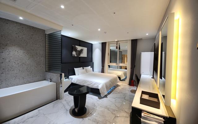 무안 비비드 무인호텔