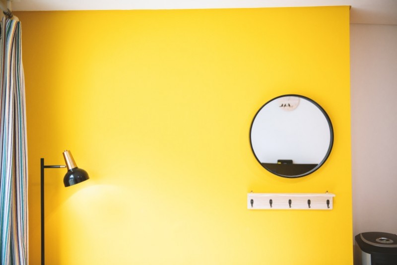 room detail thumbnail 2