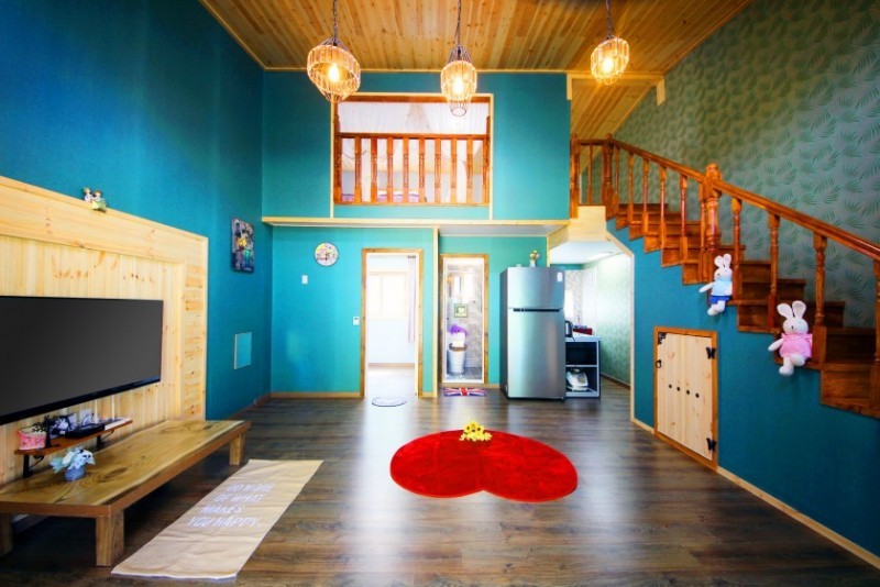 room detail thumbnail 0