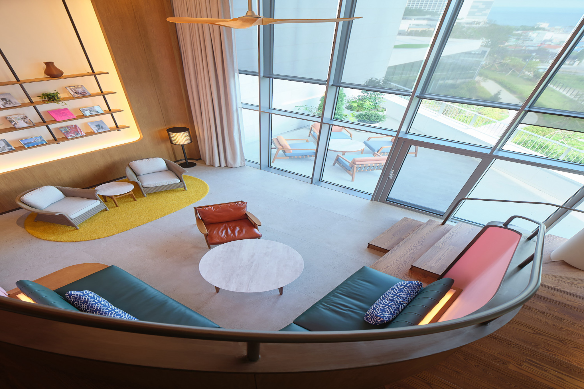 room detail thumbnail 2