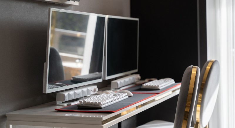 room detail thumbnail 2