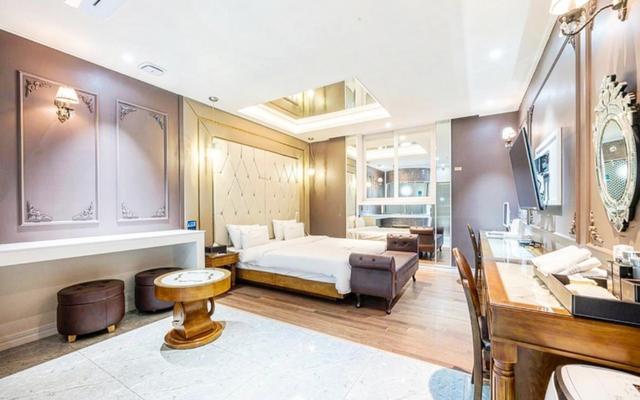 목포 자라 호텔 목포평화광장점