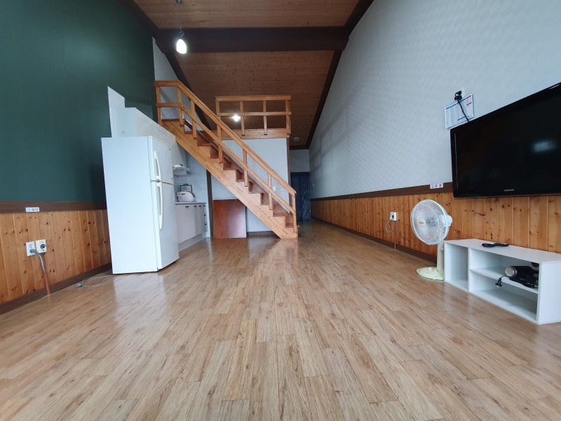 https://yaimg.yanolja.com/v5/2024/08/22/21/66c7ac5b395551.24773024.jpg