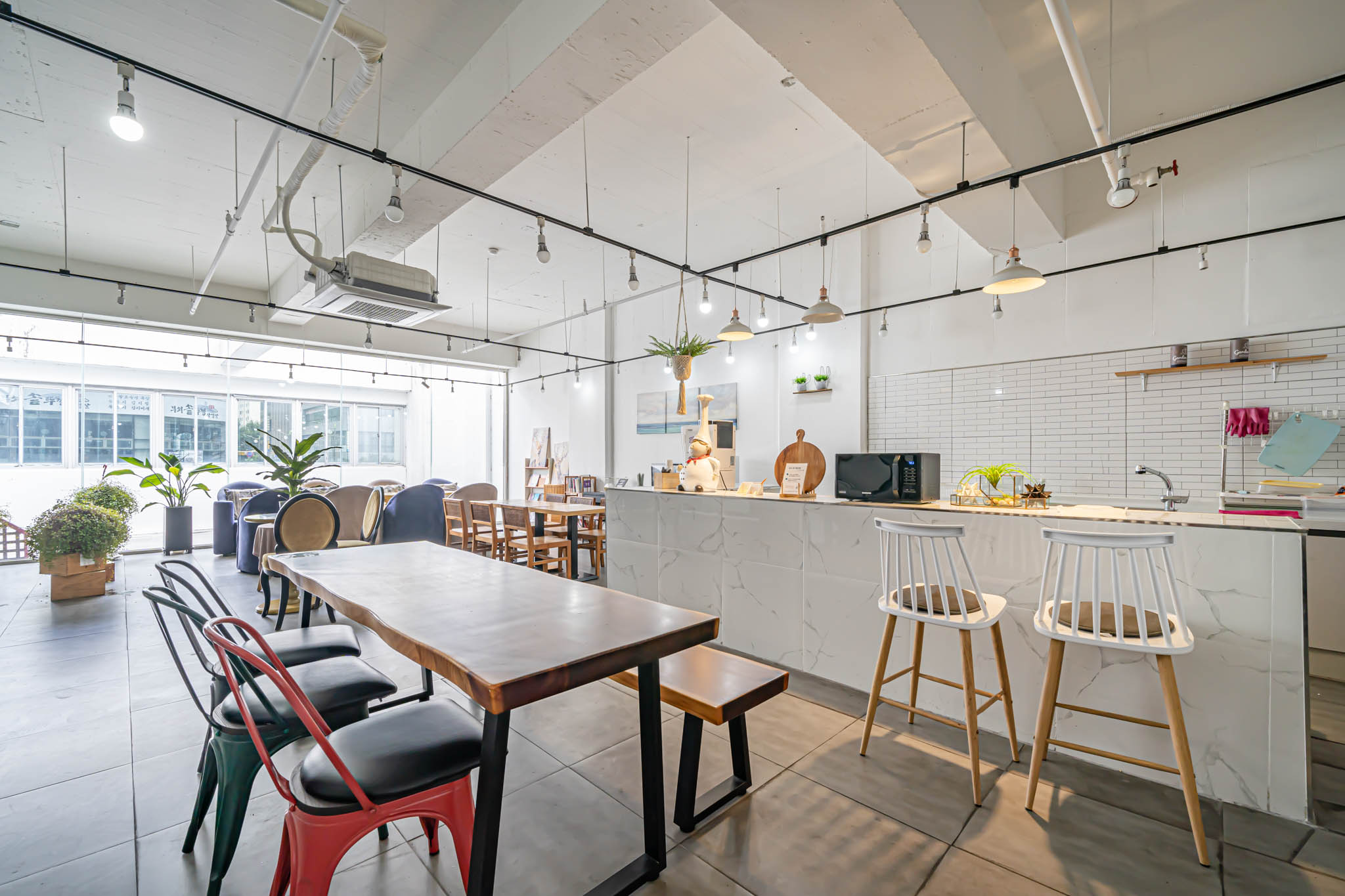 양산 석산 W 바·라운지