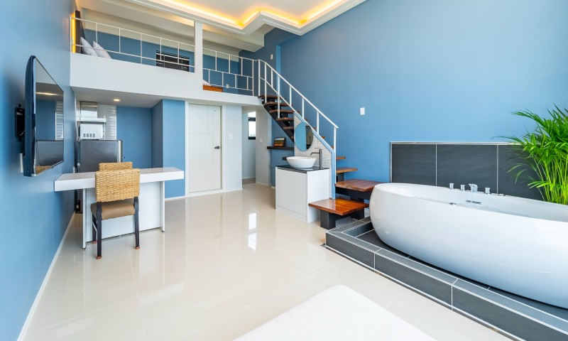 room detail thumbnail 2