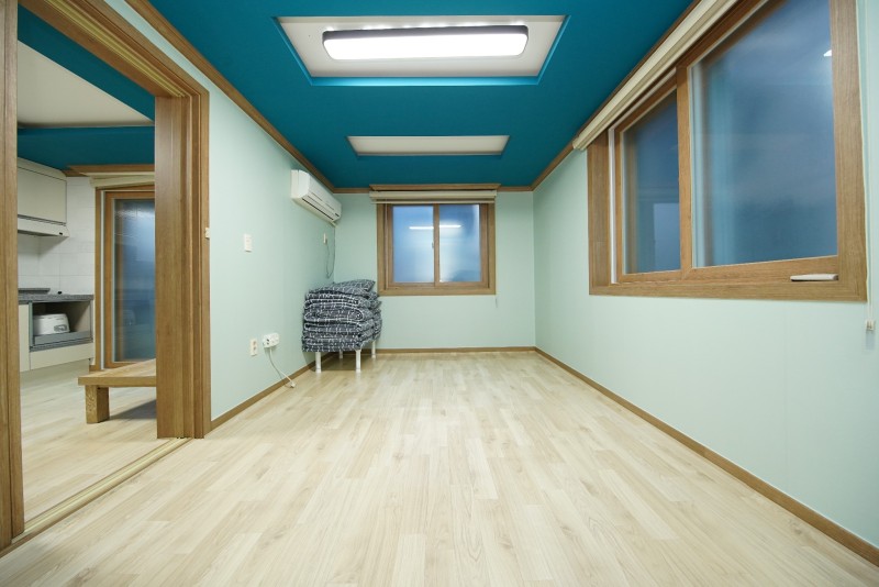 https://yaimg.yanolja.com/v5/2024/08/31/18/66d36147cd4cc0.75151125.jpg