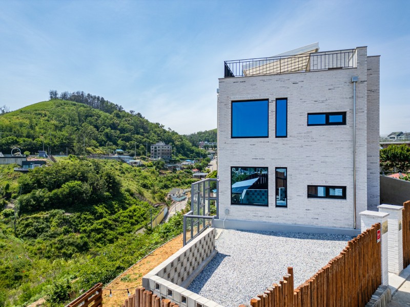 동해 엘마르펜션 전망