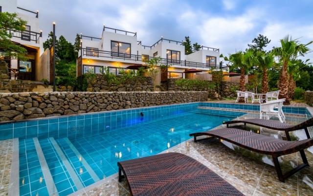 서귀포 후하우스풀빌라