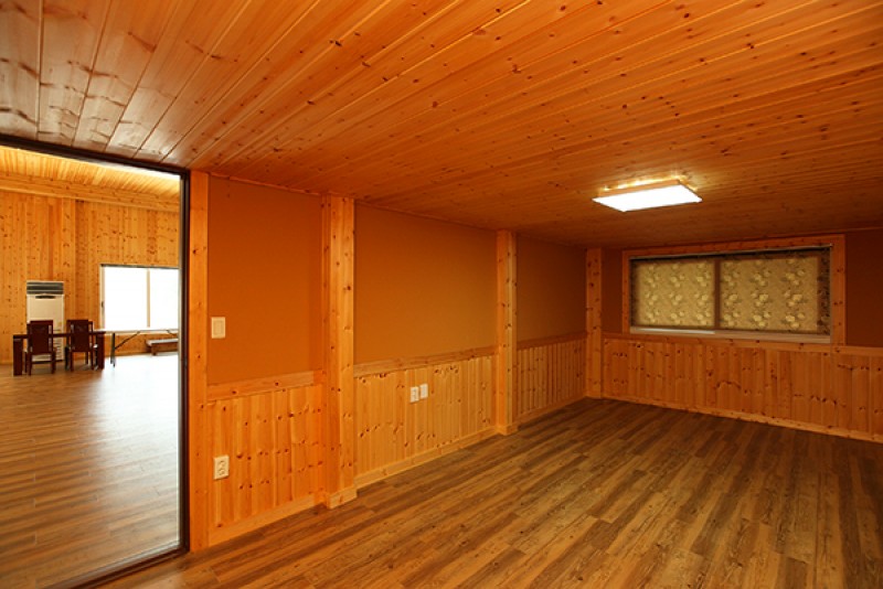 https://yaimg.yanolja.com/v5/2024/09/05/10/66d985f08af886.54626301.jpg