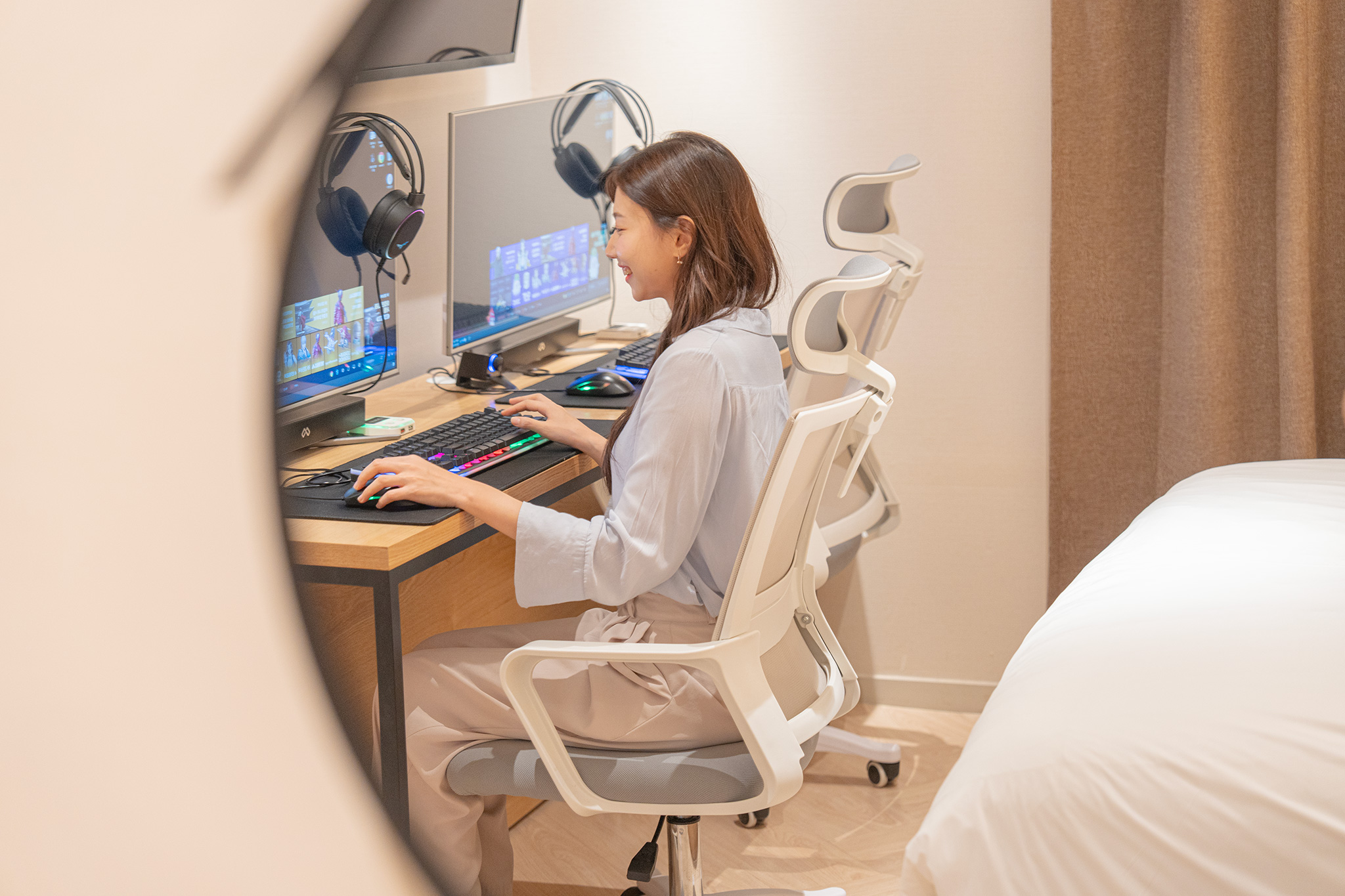 room detail thumbnail 1