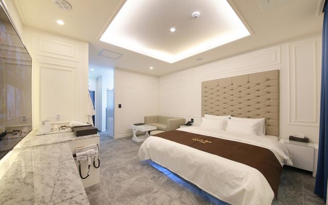 양주 욜로 드라이브인 호텔