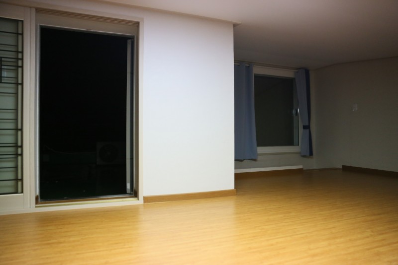 https://yaimg.yanolja.com/v5/2024/09/12/11/66e2cff163cda2.69903227.JPG