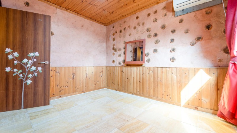 https://yaimg.yanolja.com/v5/2024/09/13/19/66e494b6b68b48.94535560.jpg
