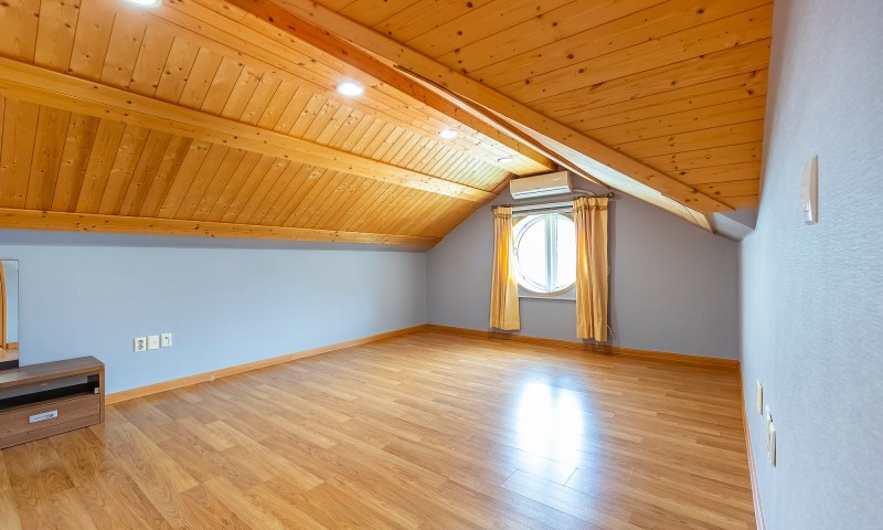 https://yaimg.yanolja.com/v5/2024/09/13/21/66e4ad93a6f740.14067903.jpg