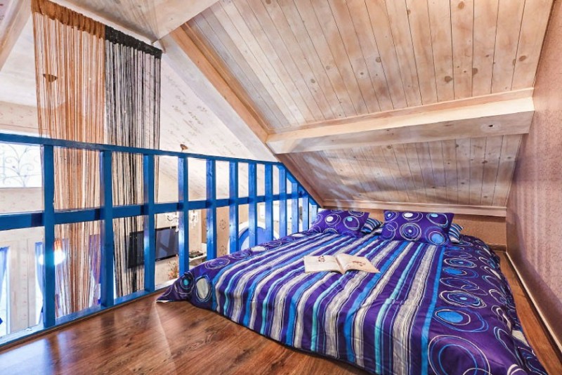 room detail thumbnail 2