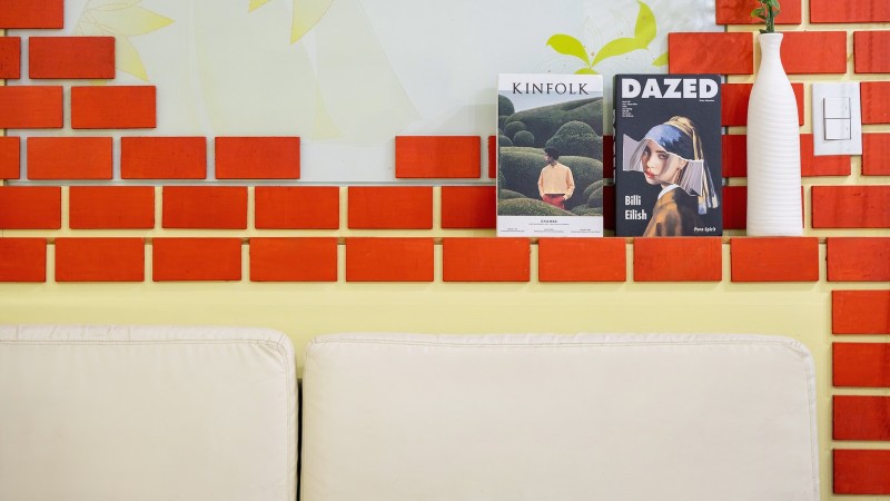 room detail thumbnail 2