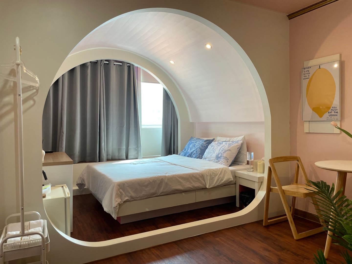 room detail thumbnail 0