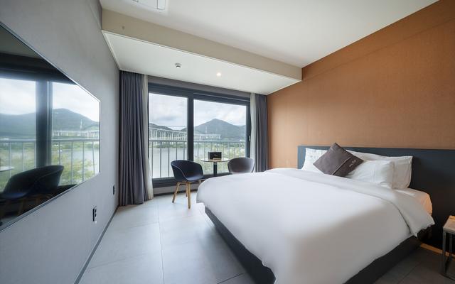 양평 꽃 피던 그해 달빛