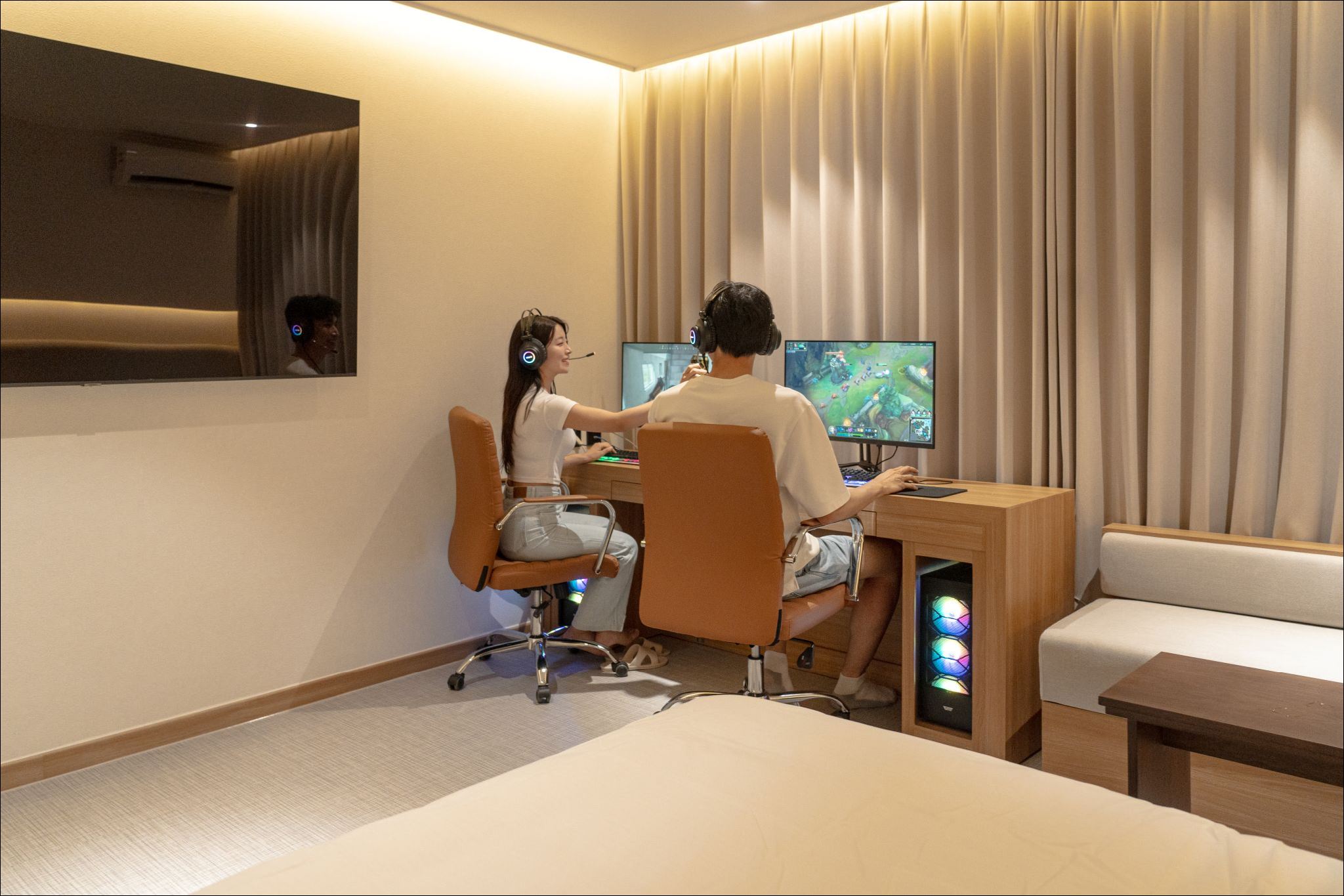 room detail thumbnail 1