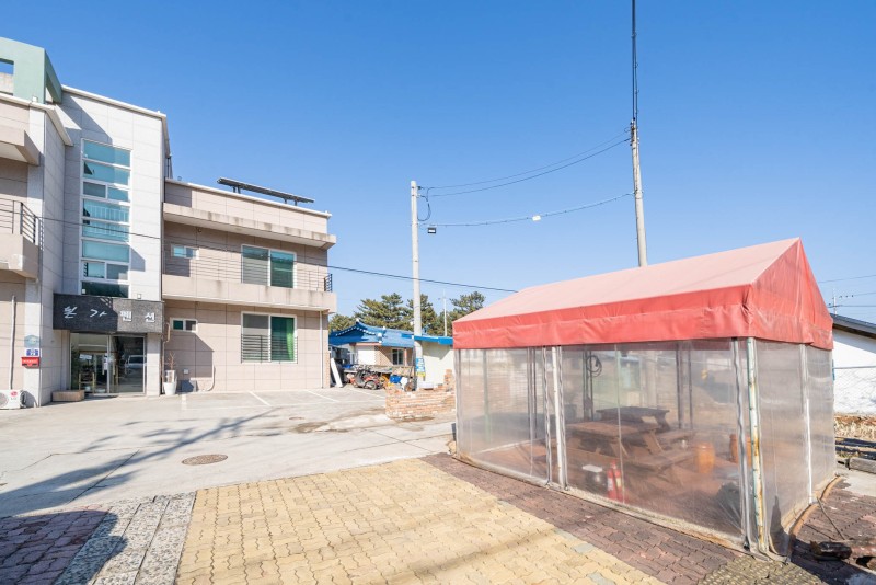 https://yaimg.yanolja.com/v5/2024/10/08/18/67057e64a12917.27746997.jpg