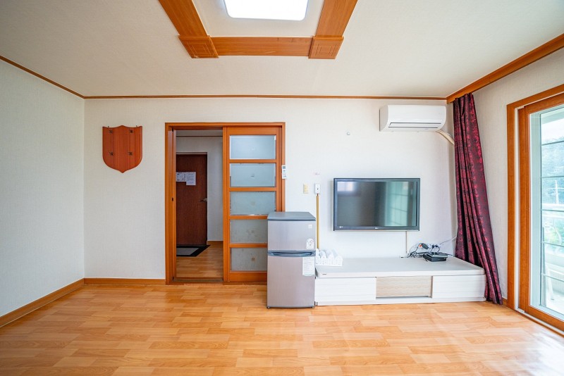 https://yaimg.yanolja.com/v5/2024/10/15/15/670e87a691ceb3.69329871.jpg