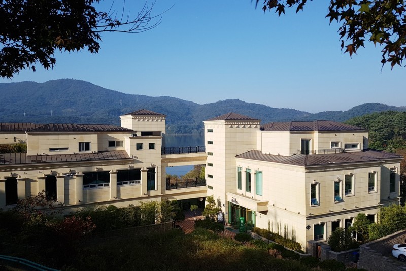 담양 퀸즈캐슬펜션&글램핑 외관