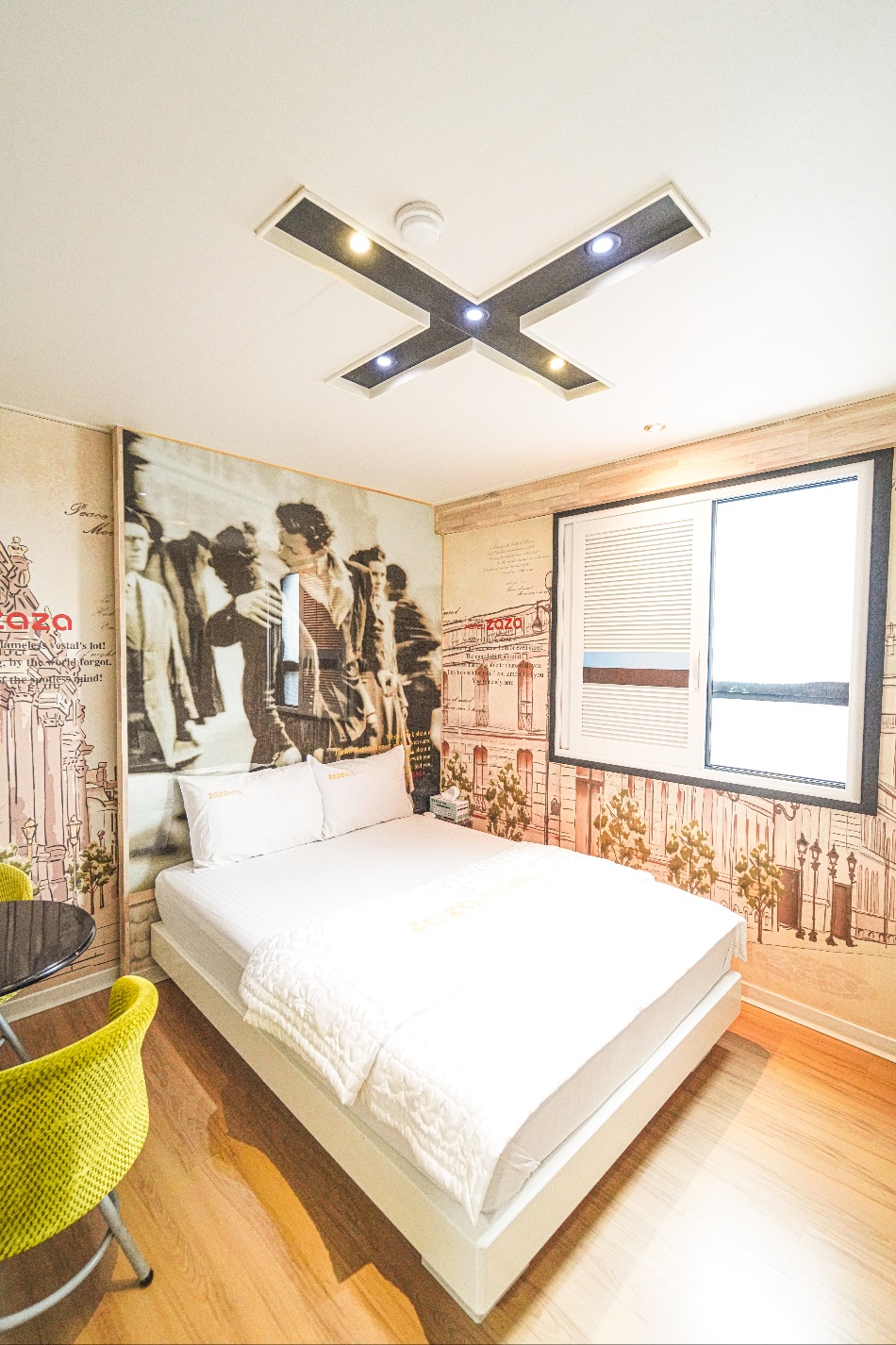 room detail thumbnail 0