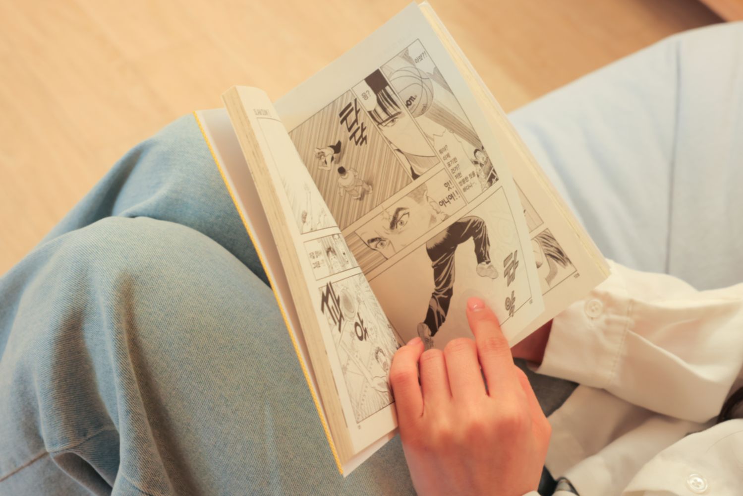 room detail thumbnail 2