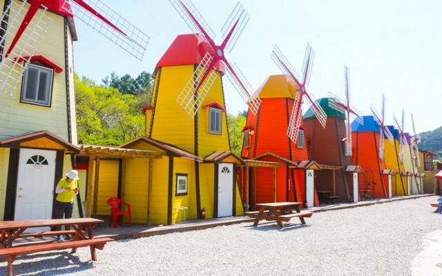 거창 풍차마을펜션