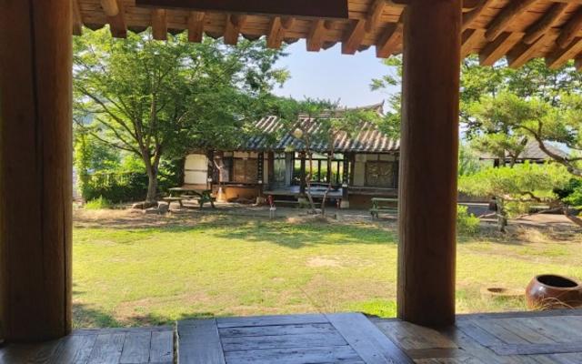 김해 무척산관광예술원펜션