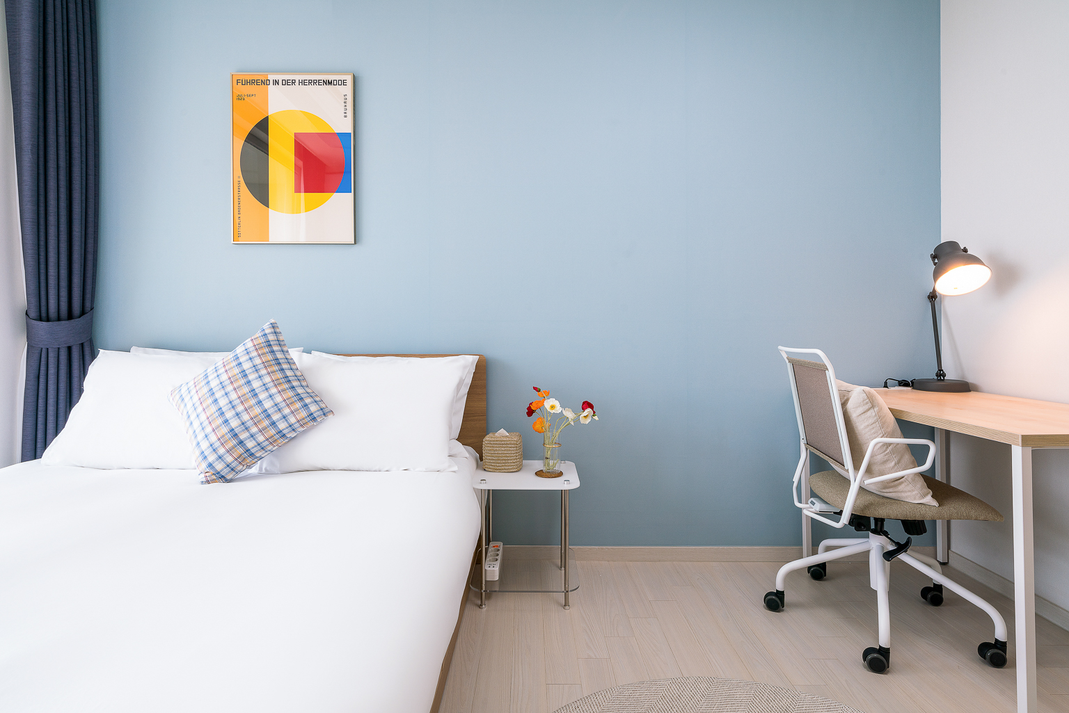 room detail thumbnail 0