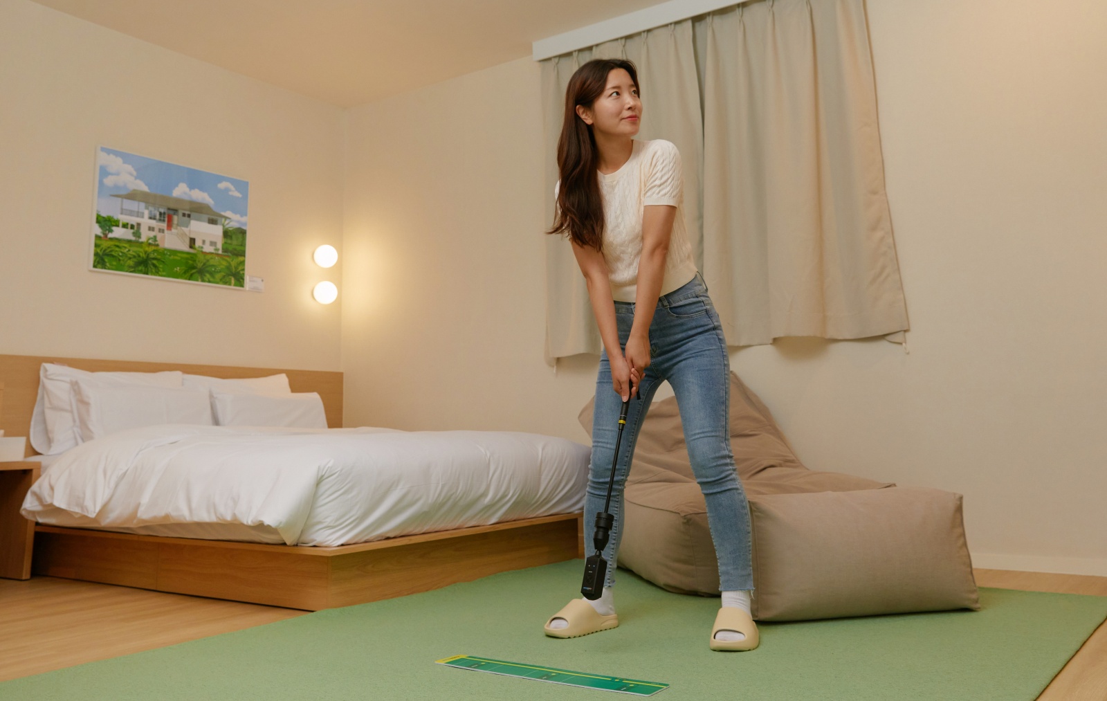 room detail thumbnail 0