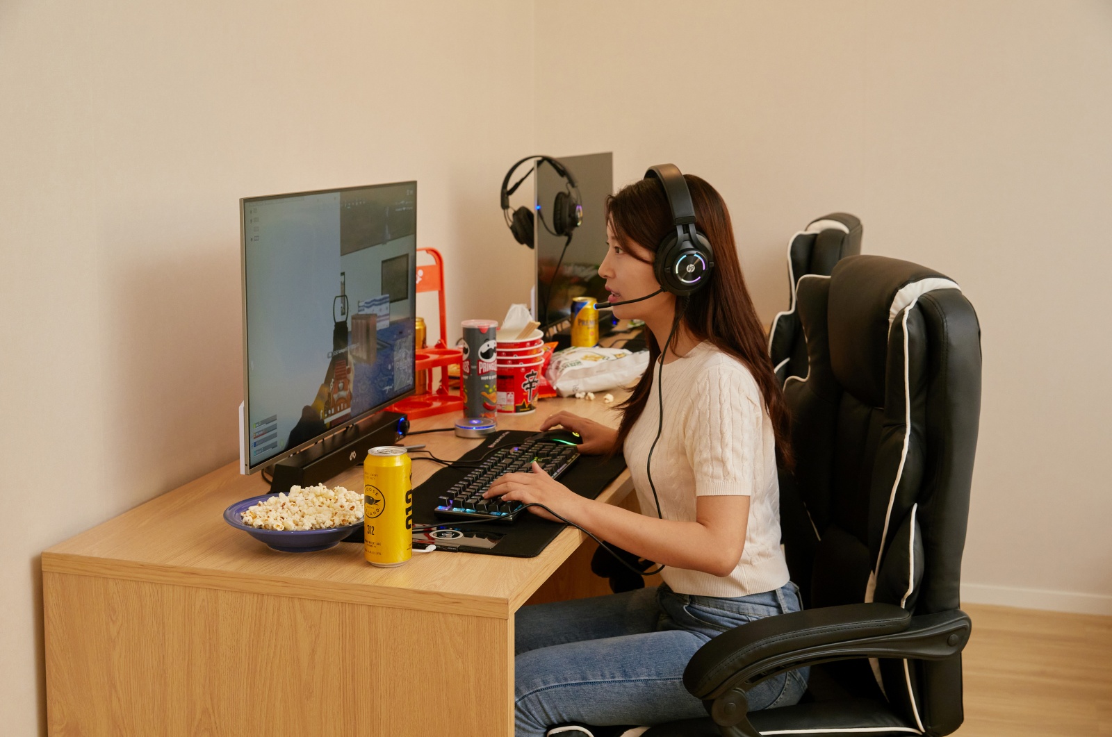 room detail thumbnail 0